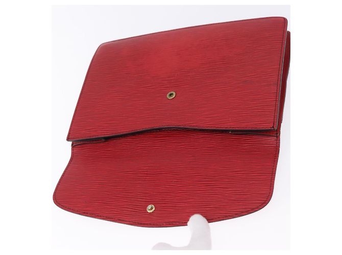 LOUIS VUITTON Epi Montaigne 27 Clutch Bag Red M52657 LV Auth BA15360 Rosso - vista 19
