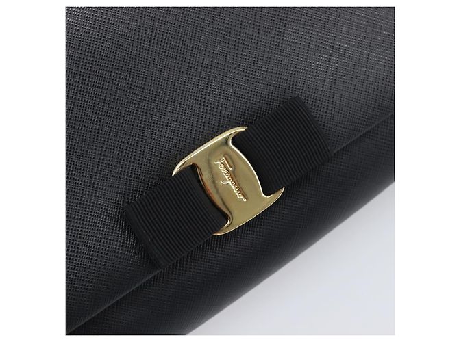 Salvatore Ferragamo Vala Chain Schultertasche aus Leder Schwarz Gold Auth 199639V Golden - Ansicht 15