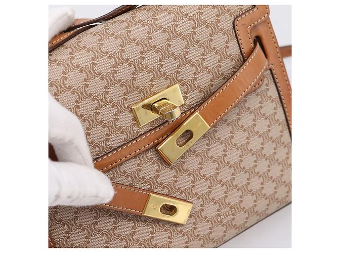 Céline CELINE Macadam Canvas Schultertasche PVC Beige Gold Auth 197680V Golden - Ansicht 15