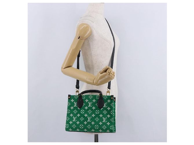 LOUIS VUITTON Monogram Jacquard Velvet On the Go PM Green M46216 Auth 198605M Verde - vista 23