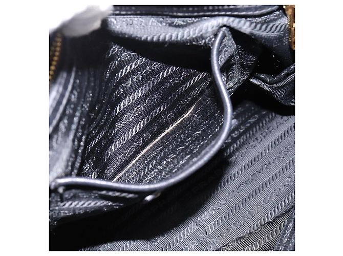 Borsa a mano PRADA Nappa Goful in pelle 2way Nero Oro BN1407 Auth 198604A D'oro - vista 25