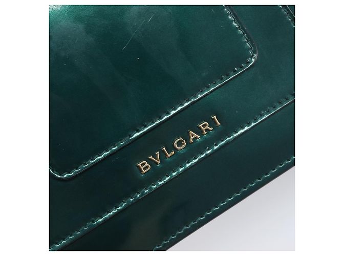 Bulgari Borsa a catena BVLGARI Serpenti Forever in pelle verniciata Verde Oro Auth 200301V - vista 15