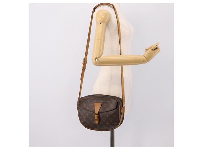 LOUIS VUITTON Monogram Jeune Fille MM Shoulder Bag M51226 LV Auth 196988 Monogramma - vista 24