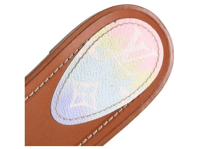 Sandali Louis Vuitton in pelle marrone - vista 4
