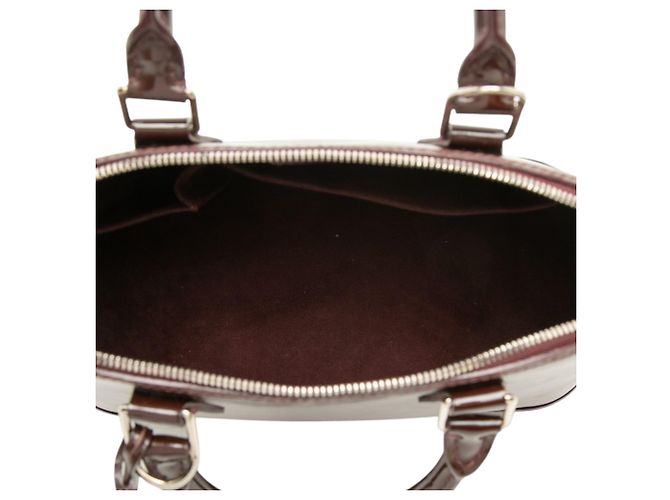 Borsa Louis Vuitton Electric Epi Alma PM Viola Porpora - vista 4