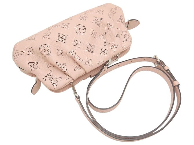 Borsa a tracolla Louis Vuitton Monogram Mahina Scala Mini Pouch Rosa - vista 13