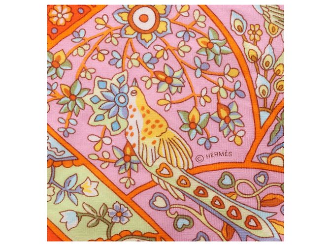 Hermès Carré Géant "Au Pays des Oiseaux Fleurs" Seidentuch in Orange - Ansicht 11