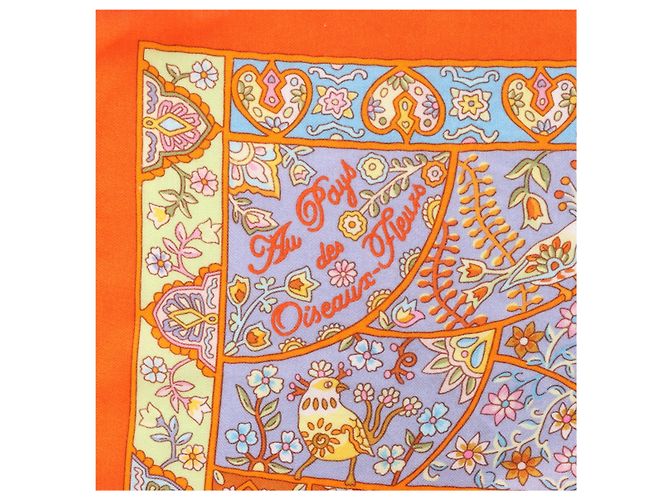 Hermès Carré Géant "Au Pays des Oiseaux Fleurs" Seidentuch in Orange - Ansicht 9