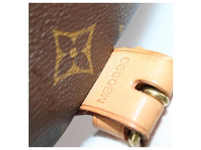 Louis Vuitton Saumur Monogram 35 Marrone - vista 7