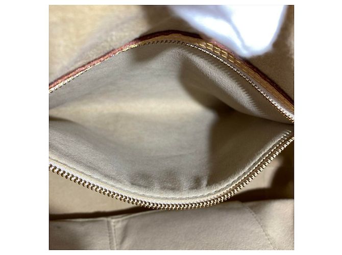 Borsa Tote Louis Vuitton Hampstead MM Bianco - vista 7