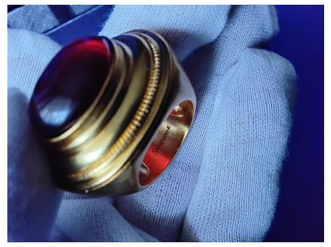 Anello Statement Saint Laurent Unisex / Uomo Cabochon Rosso Tono Oro Misura 20 (US 10) 26g D'oro - vista 11