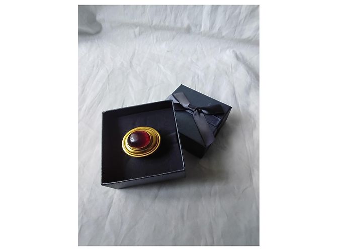 Anello Statement Saint Laurent Unisex / Uomo Cabochon Rosso Tono Oro Misura 20 (US 10) 26g D'oro - vista 7