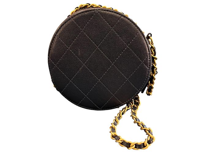 2019 Chanel Quilted Goatskin Chic Pearls Chain Round Clutch With Chain Shoulder Bag - vista 4