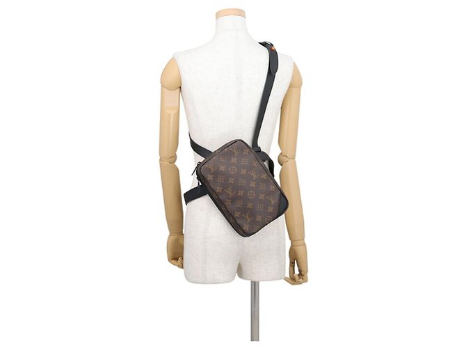 Borsa a tracolla Louis Vuitton Monogram Nero Monogramma - vista 7