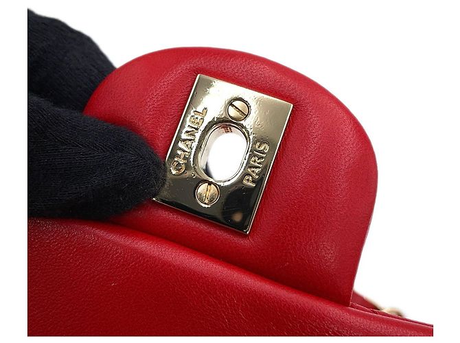Borsa a tracolla Chanel Mini Matelassé con catena Rosso - vista 13