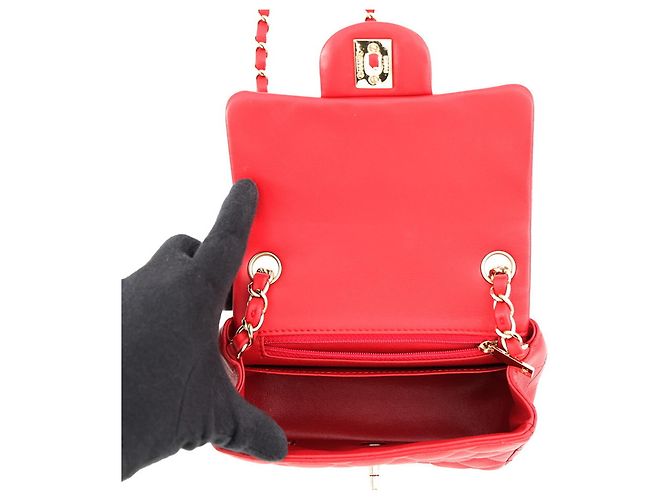 Borsa a tracolla Chanel Mini Matelassé con catena Rosso - vista 5