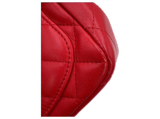 Borsa a tracolla Chanel Mini Matelassé con catena Rosso - vista 7