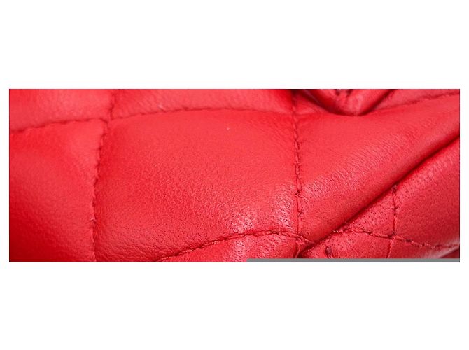 Borsa a tracolla Chanel Mini Matelassé con catena Rosso - vista 8