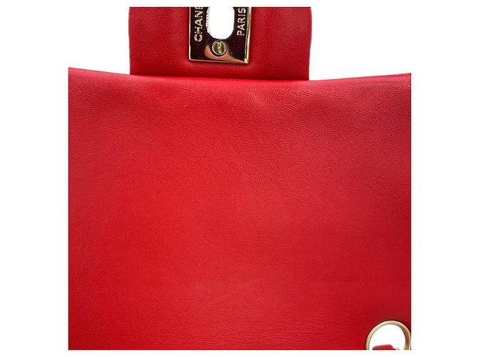 Borsa a tracolla Chanel Mini Matelassé con catena Rosso - vista 9
