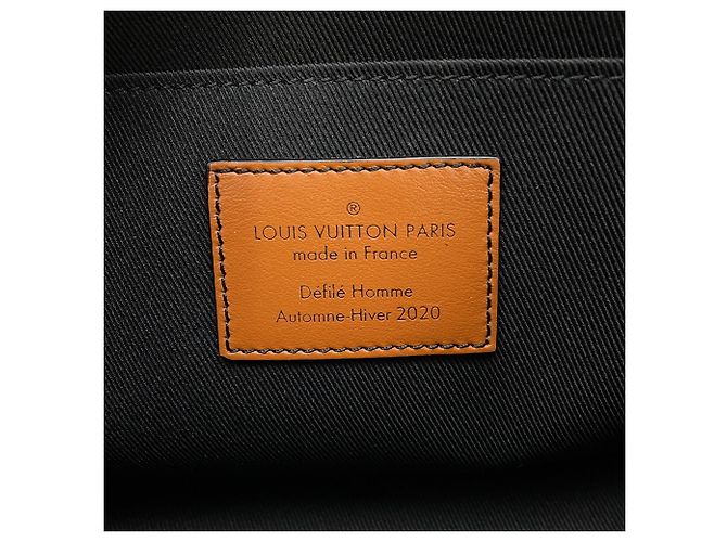 Bolso de hombro Louis Vuitton Monogram Eclipse Volga Onstrap Negro Monograma - vista 16