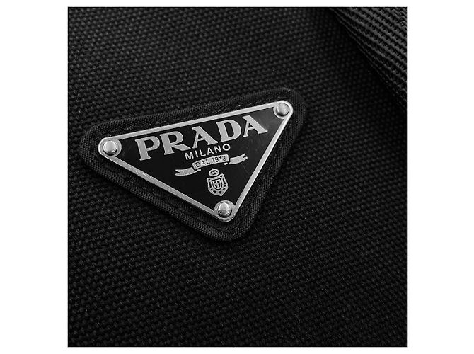 Borsa Prada Nylon V135 in Black Nero - vista 14