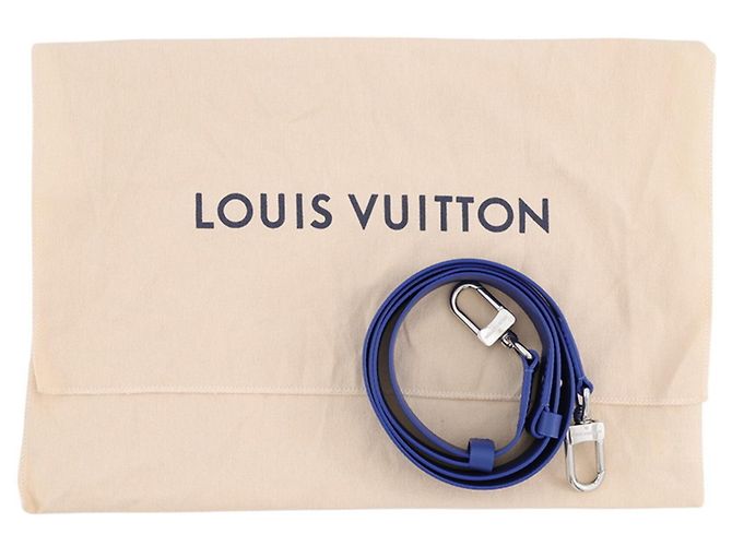 Borsa a pochette Louis Vuitton in pelle Saffron D'oro - vista 14
