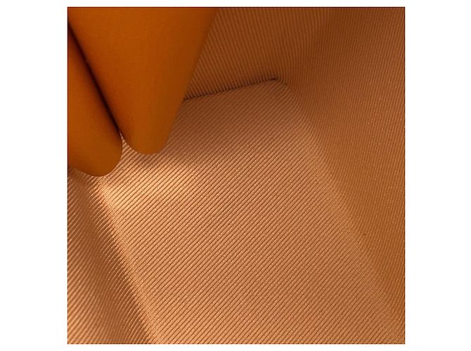 Borsa a pochette Louis Vuitton in pelle Saffron D'oro - vista 7