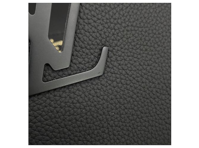 Borsa Louis Vuitton Capucines EW MINI Nero - vista 9