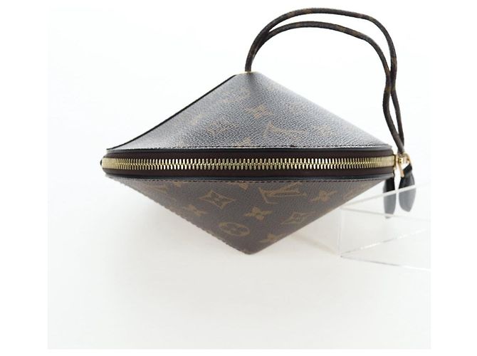 Louis Vuitton Toupie Monogram Canvas Marrone - vista 4