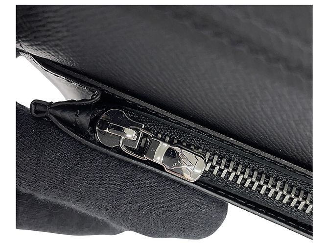 Brazza Cartera larga Louis Vuitton Monogram Eclipse Negro - vista 10
