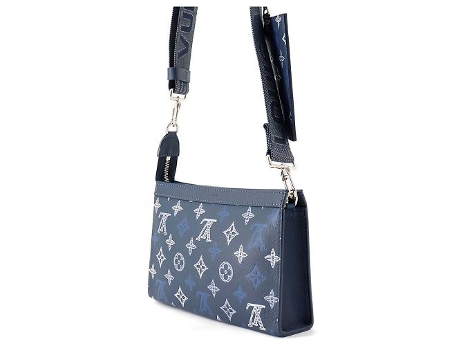 Borsa a tracolla Louis Vuitton Monogram Shadow Blu Blu navy - vista 2