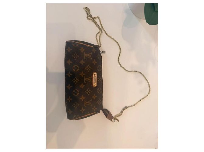 Louis Vuitton Monogram Pochette Felicie Marrone Monogramma - vista 5
