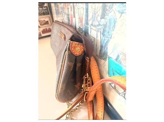 Louis Vuitton Monogram Pochette Felicie Marrone Monogramma - vista 9