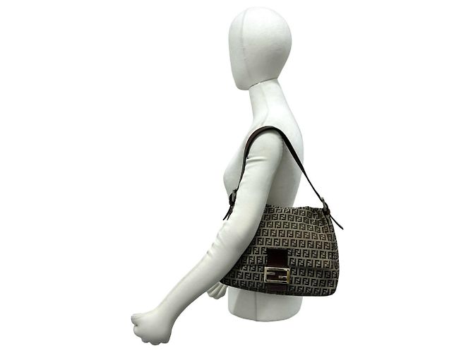 Borsa a tracolla Fendi Mamma Bucket Zucchino FF Pattern Semi Marrone - vista 2