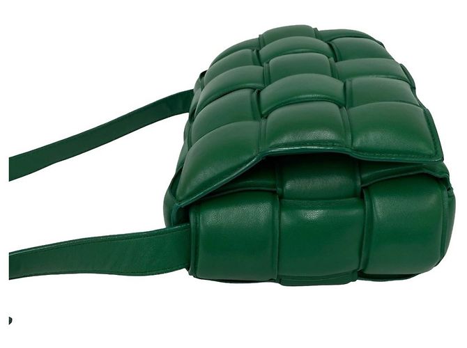 Borsa a tracolla in pelle Padded Cassette Bottega Veneta Verde - vista 5