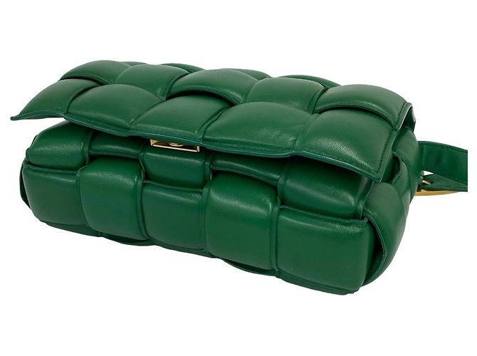Borsa a tracolla in pelle Padded Cassette Bottega Veneta Verde - vista 8