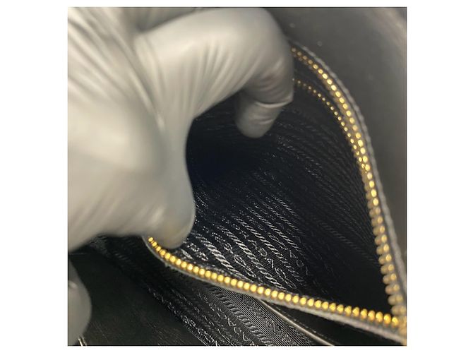Borsa a mano Prada in pelle Saffiano nera Nero - vista 10