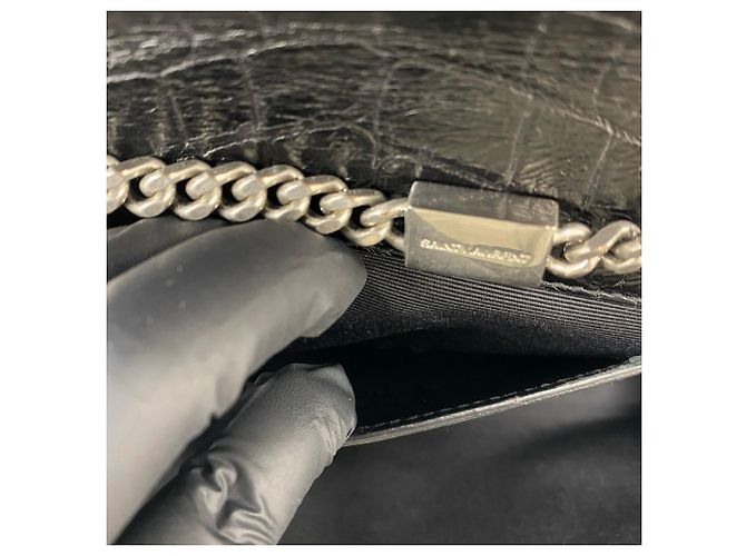Borsa a tracolla Pouch in pelle Yves Saint Laurent Nero - vista 10
