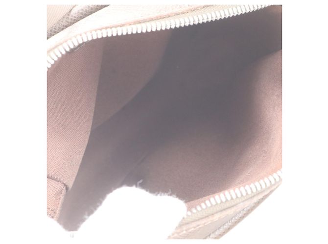 Borsa a tracolla Louis Vuitton Taiga Sayan in pelle Marrone - vista 7