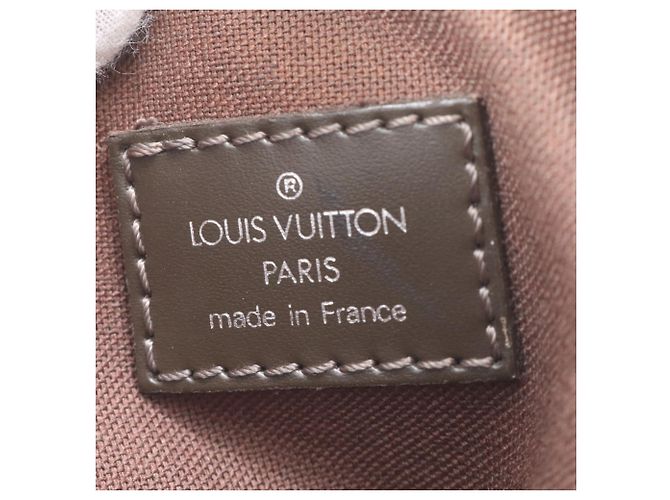 Borsa a tracolla Louis Vuitton Taiga Sayan in pelle Marrone - vista 8