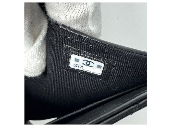 Cartera compacta Chanel Matelassé Coco Mark Negro - vista 10