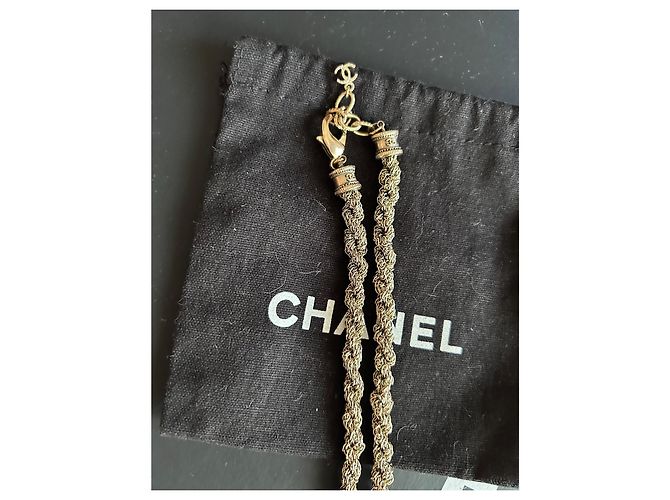 Collana Bolo Chanel con ciondoli D'oro - vista 8