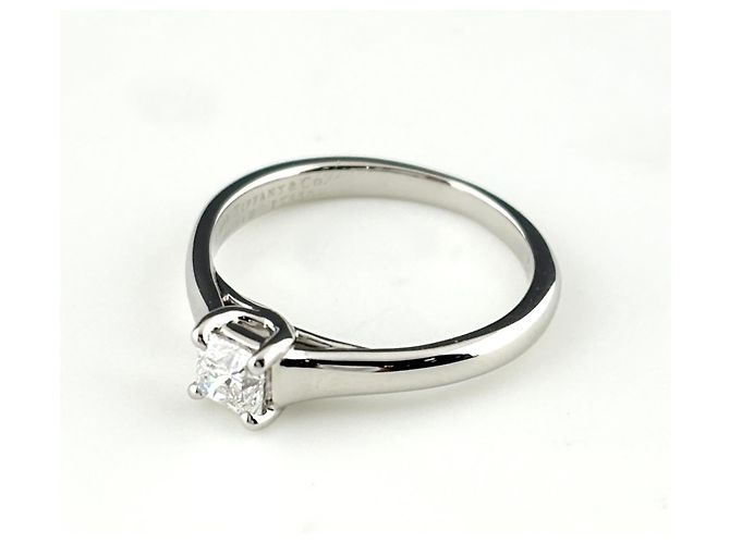 Anello fede Tiffany & Co. Lucida in platino e diamanti - vista 3