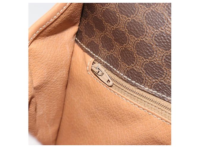 Céline CELINE Macadam Shoulder Bag PVC Leather Brown Gold - vista 21