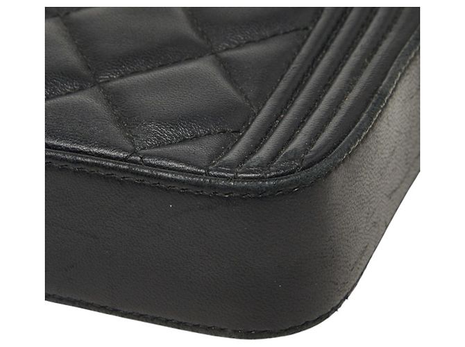 Borsa a tracolla Pochette Chanel Matelassé Coco Mark Boy Chain Nero - vista 4