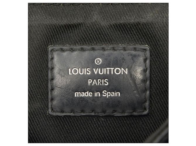 Borsa a tracolla Louis Vuitton Damier Graphite District PM NM Nero Damier ebene - vista 13