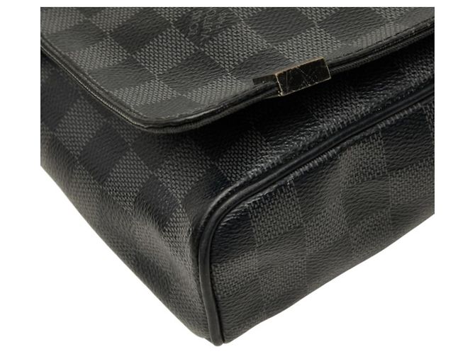 Borsa a tracolla Louis Vuitton Damier Graphite District PM NM Nero Damier ebene - vista 5
