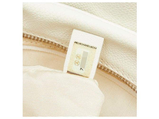 Borsa a tracolla con catena Chanel Coco Mark Petite Timeless Tote Bianco - vista 13