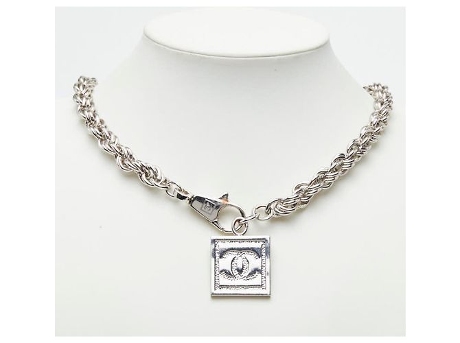 Chanel Coco Mark Rogue Chain Necklace Silvery - view 7