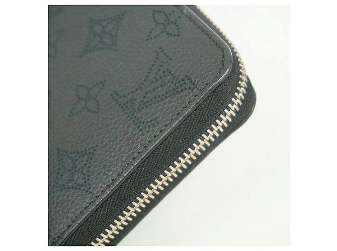 Louis Vuitton Mahina Zippy Wallet M61867 Noir Nero - vista 5
